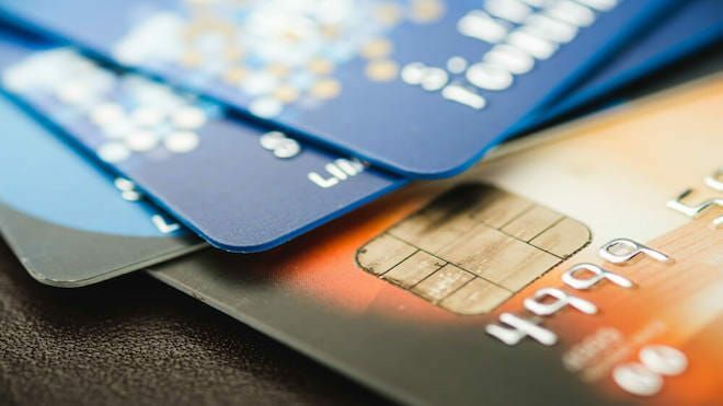 Advantages-of-Credit-Cards.jpg