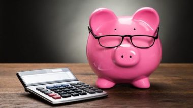 piggy_bank_calculator_financial_advisor.jpg